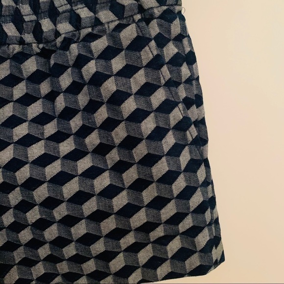 J.Crew Outlet Geometric Elastic Waist Shorts 2 - Picture 3 of 8